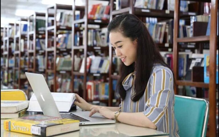 học liên thông đại học online một hình thức học tập mang lại nhiều lợi ích